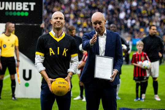 Per Karlsson och Simon Åström, ordförande i Svensk