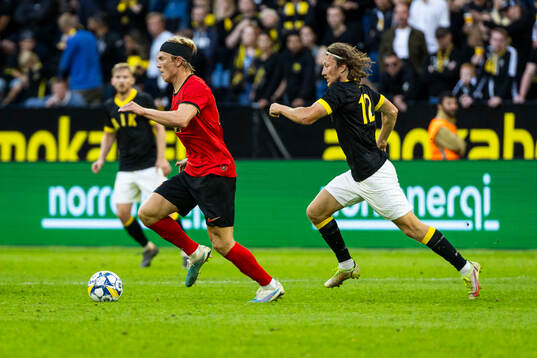 Brommapojkarnas Alexander Jensen och AIKs Axel Björnström