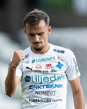 Värnamos Ajdin Zeljkovic jublar