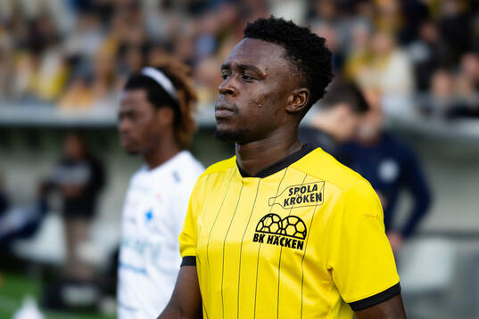 Häckens Zeidane Inoussa innan fotbollsmatchen i