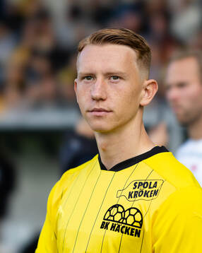 Häckens Julius Lindberg innan fotbollsmatchen i