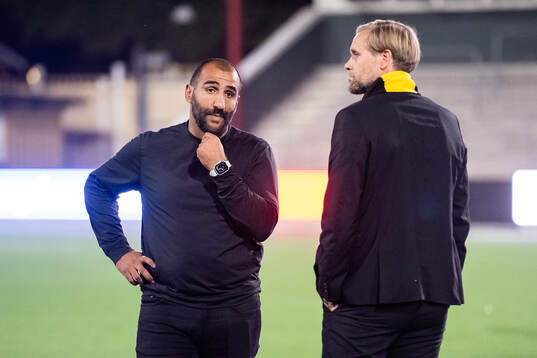 Häckens tränare Mak Lind deppar