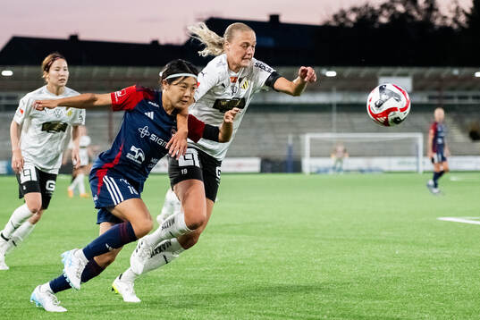 FC Rosengårds Mai Kadowaki och Häckens Elma Junttila