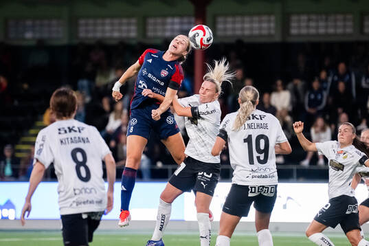 FC Rosengårds Rebecca Knaak nickar
