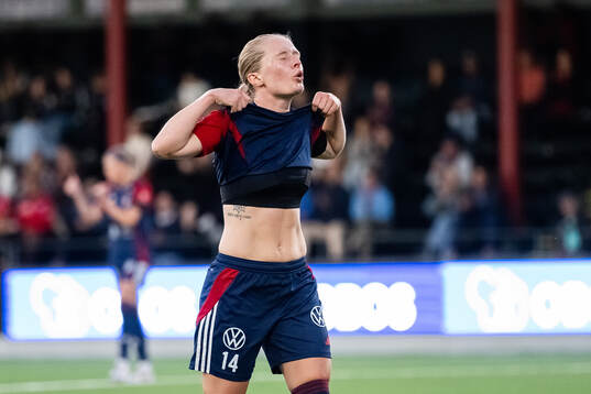 FC Rosengårds Emilia Larsson deppar