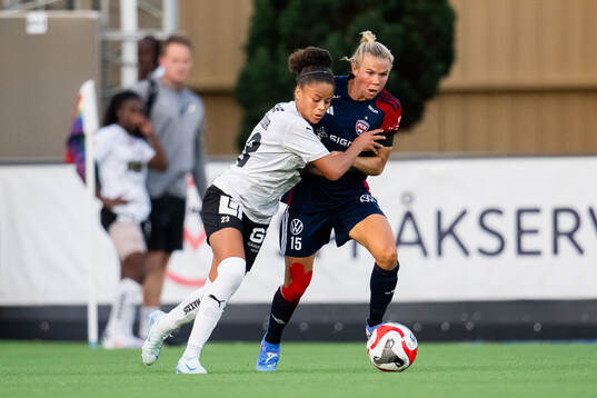 FC Rosengårds Jessica Wik och Häckens Felicia Schröder