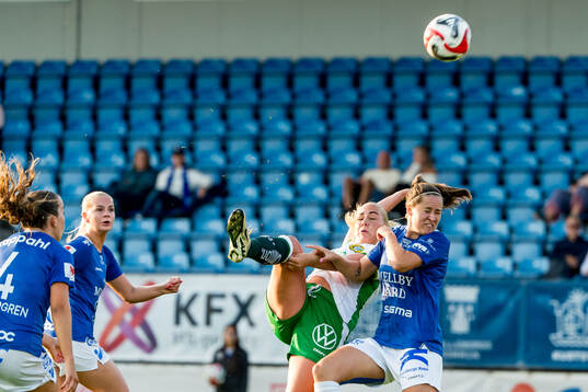 Hammarbys Anna Jøsendal och Trelleborgs Thea Birgerud