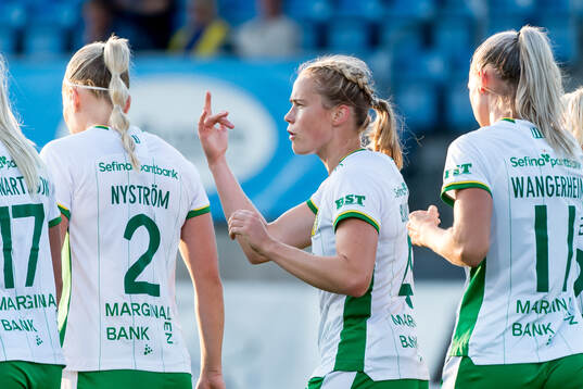 Hammarbys Julie Blakstad jublar