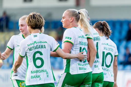 Hammarbys Cathinka Tandberg jublar