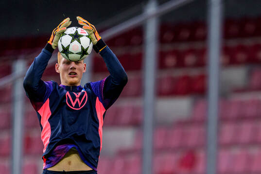 Goalkeeper Joakim Persson of Malmö FF