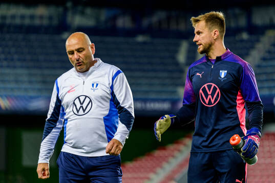 Goalkeeper coach Jonnie Fedel and Goalkeeper Ricardo