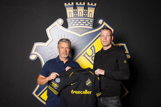 AIKs sportchef Thomas Berntsen och Thomas Isherwood