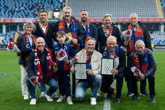 Örgrytes tidernas allsvenska elva presenterad i halvtid av