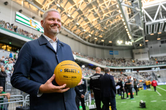 Johan Lindwall, generalsekreterare på SEF, med en