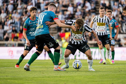 Varbergs Emil Hellman och Landskronas Vincent Sundberg
