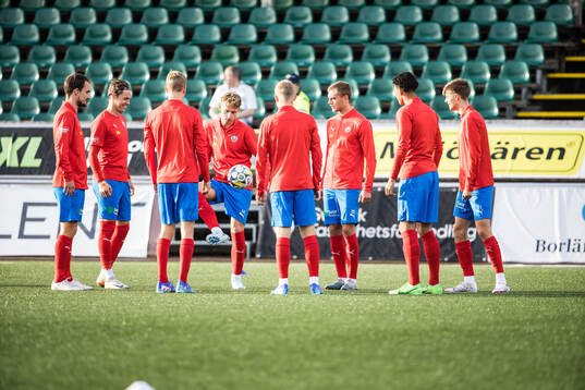 Helsingborg spelare värmer upp