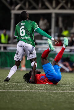 Brages Adil Titi och Helsingborgs Benjamin Acquah