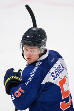 HV71s Victor Sjöholm