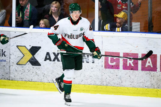 Frölundas Noah Dower Nilsson jublar