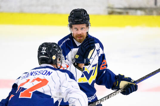 HV71s Mattias Tedenby