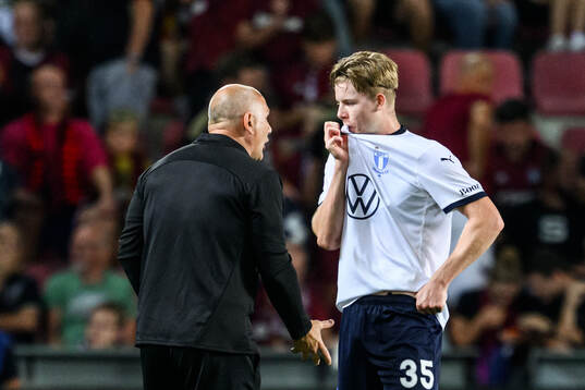 Goalkeeper coach Jonnie Fedel and Nils Zätterström of