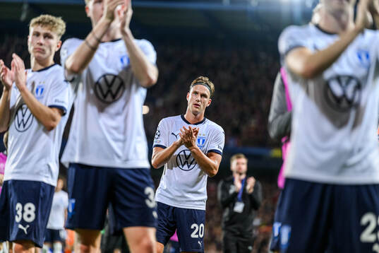 Erik Botheim of Malmö FF looks dejected