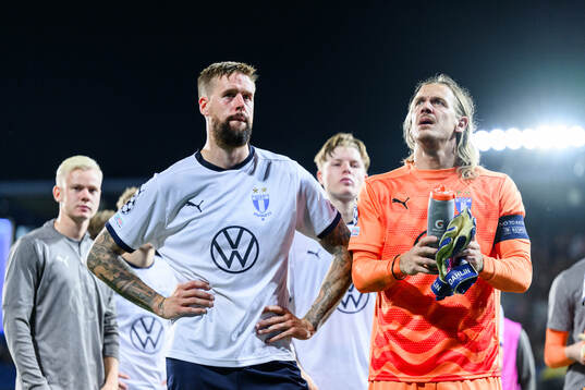 Pontus Jansson and Erik Botheim of Malmö FF looks dejected