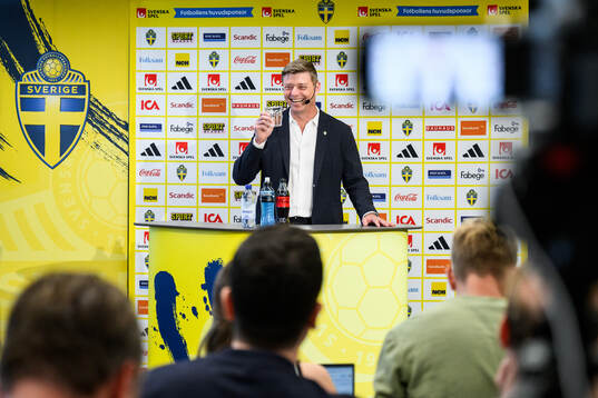 Head coach Jon Dahl Tomasson of the Swedish national