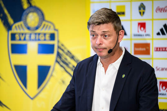 Head coach Jon Dahl Tomasson of the Swedish national