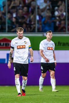 Simon Gustafson of Häcken looks dejected