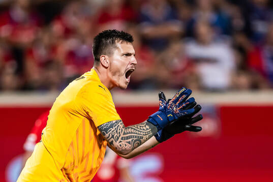 Goalkeeper Kevin Muller of Heidenheim