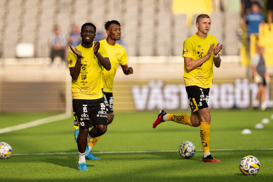 Michael Baidoo and Sebastian Holmen of Elfsborg