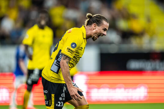 Niklas Hult of Elfsborg reacts