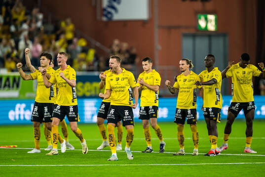 Players of Elfsborg at a penalty shoot out
