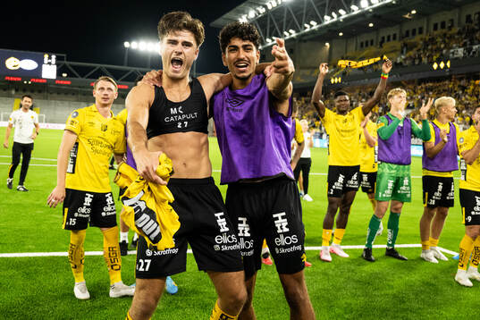 Players of Elfsborg celebrate
