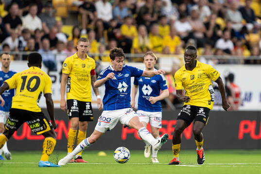 Emil Breivik of Molde and Timothy Noor Ouma of Elfsborg