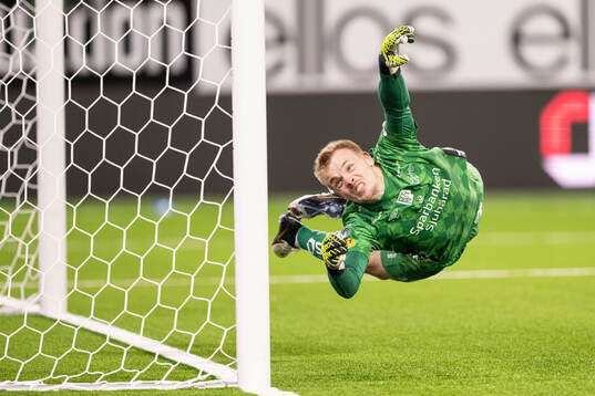 goalkeeper Isak Pettersson of Elfsborg