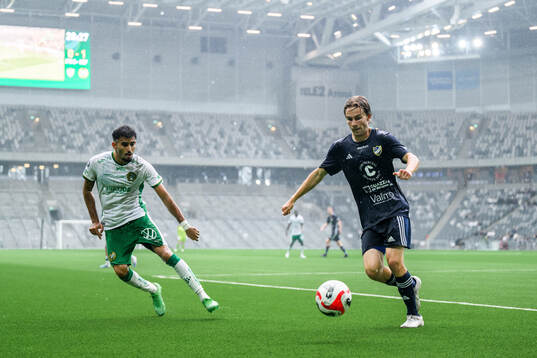Hammarbys Montader Madjed och IFK Stocksunds Marcus Norrman
