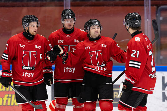 Örebros Joel Quenneville jublar