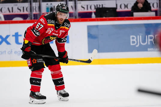 Luleås Linus Omark deppar