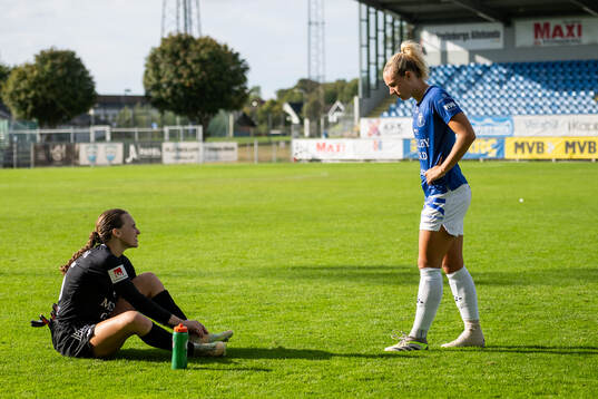 Trelleborgs målvakt Halle Elizabeth Mackiewicz och Amanda