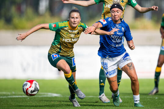 Trelleborgs Linnea Prambrant och IFK Norrköpings Fanny