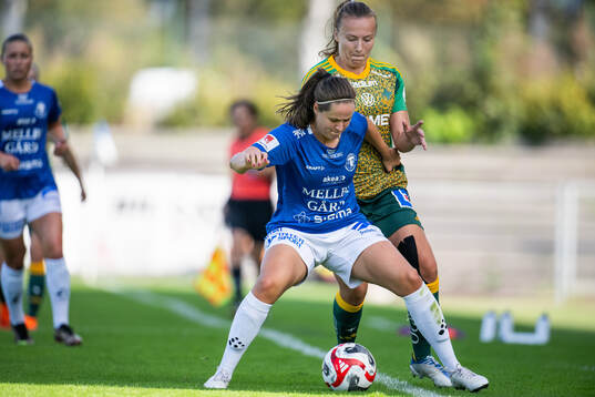 Trelleborgs Thea Birgerud och IFK Norrköpings Sara Kanutte