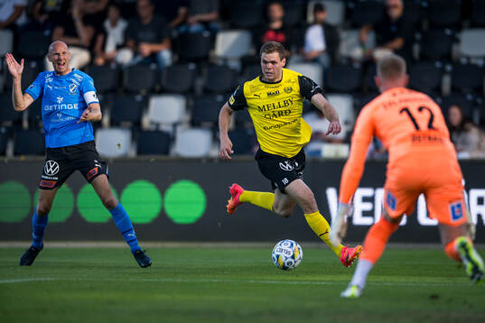 Halmstads Andreas Johansson och Mjällbys Jacob Bergström