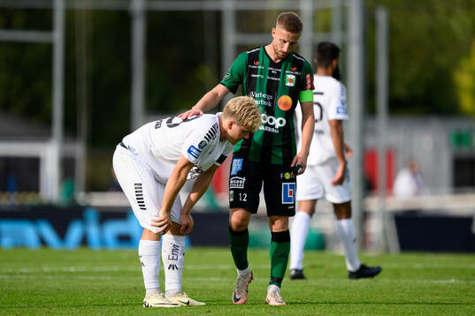 Utsiktens Sebastian Lagerlund och Varbergs Kevin Custovic