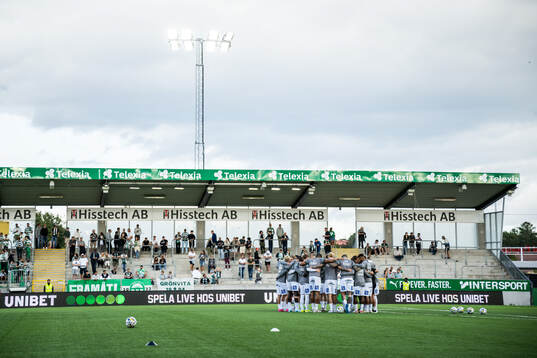 Västerås spelare värmer upp