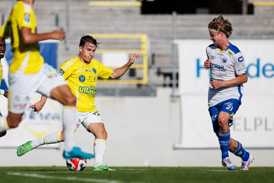 Falkenbergs Oskar Lindberg och Onsalas Maximilian