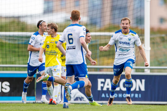 Onsalas Alfons Nygaard jublar