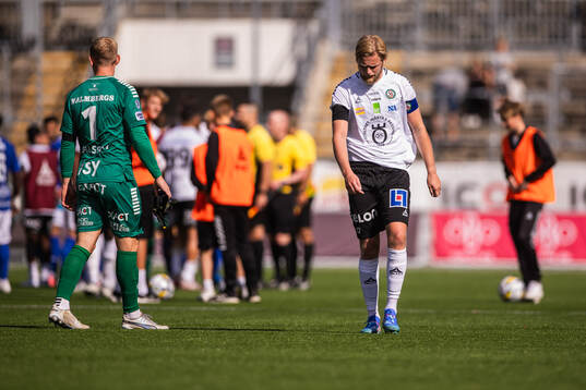 Örebros Karl Holmberg deppar