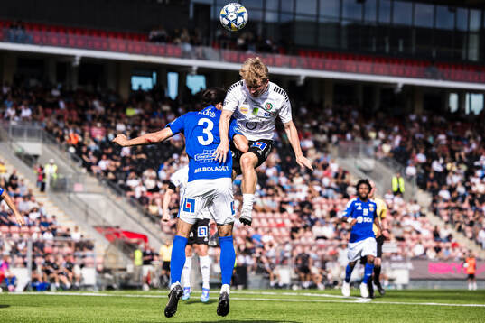 GIF Sundsvalls Monir Jelassi och Örebros Victor Backman